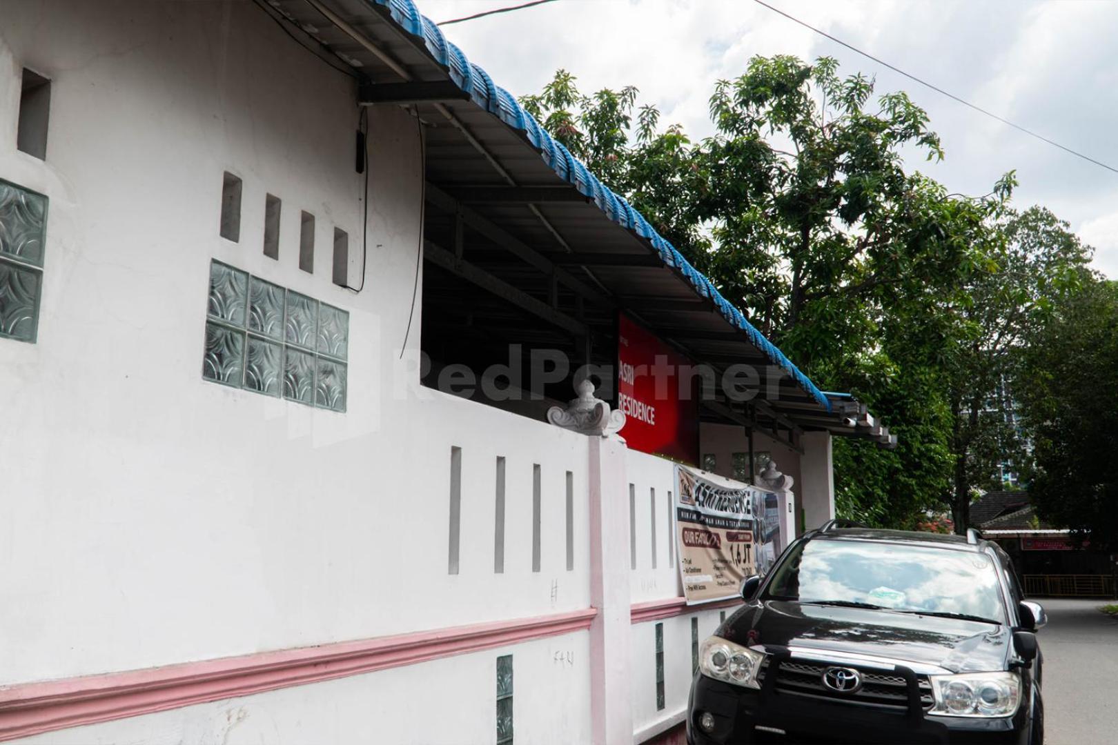 Asri Residence Near Jalan Iskandar Muda Medan Mitra Reddoorz Kültér fotó
